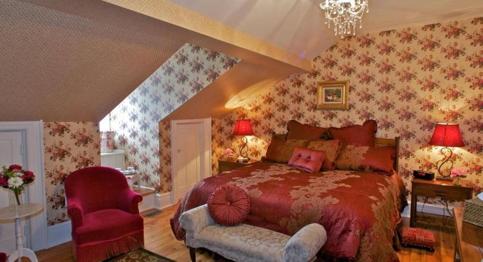 ブロックビル Maplehurst Manor Bed & Breakfast 部屋 写真