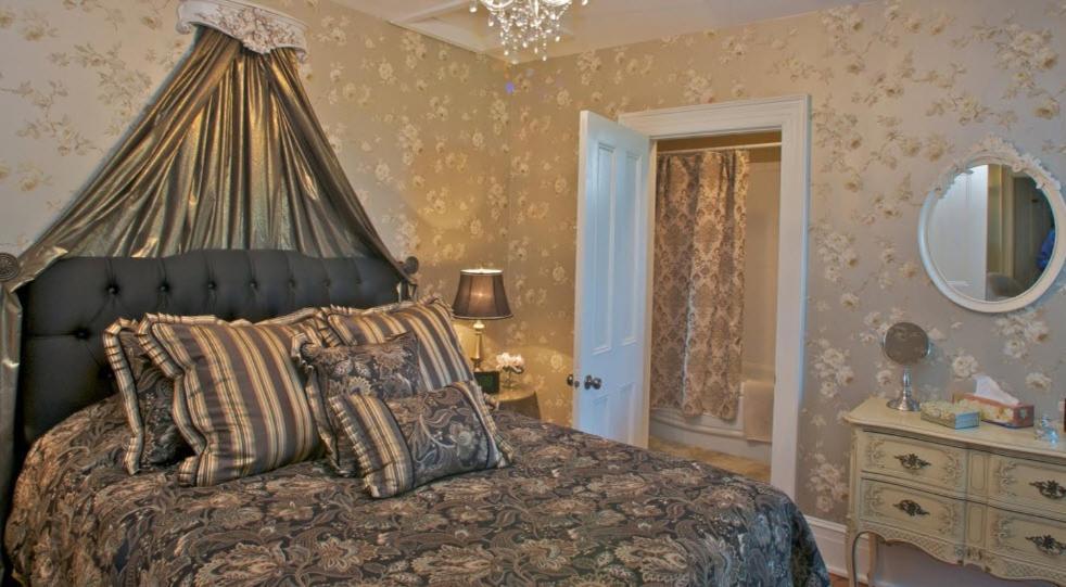 ブロックビル Maplehurst Manor Bed & Breakfast 部屋 写真